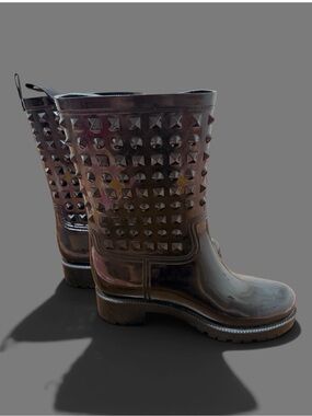 Capelli of New York Black Glossy Studded Short Rain Boots Size 6